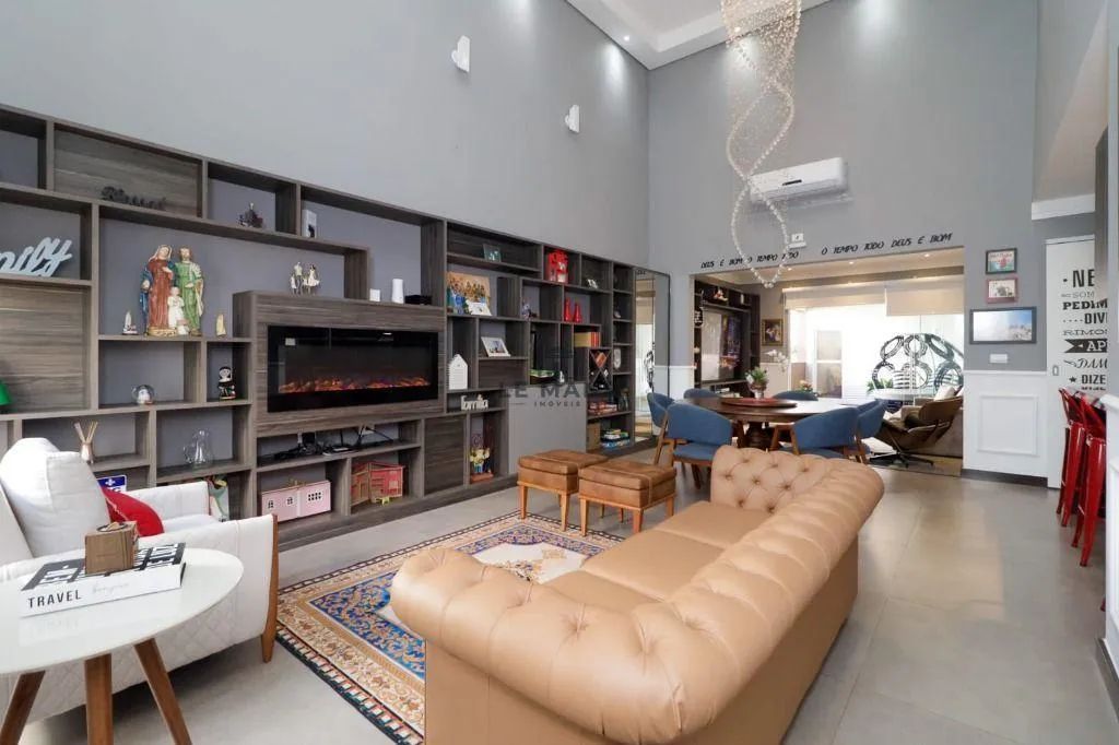 Casa à venda em Charqueada, Santa Luzia, com 3 quartos, com 450 m²