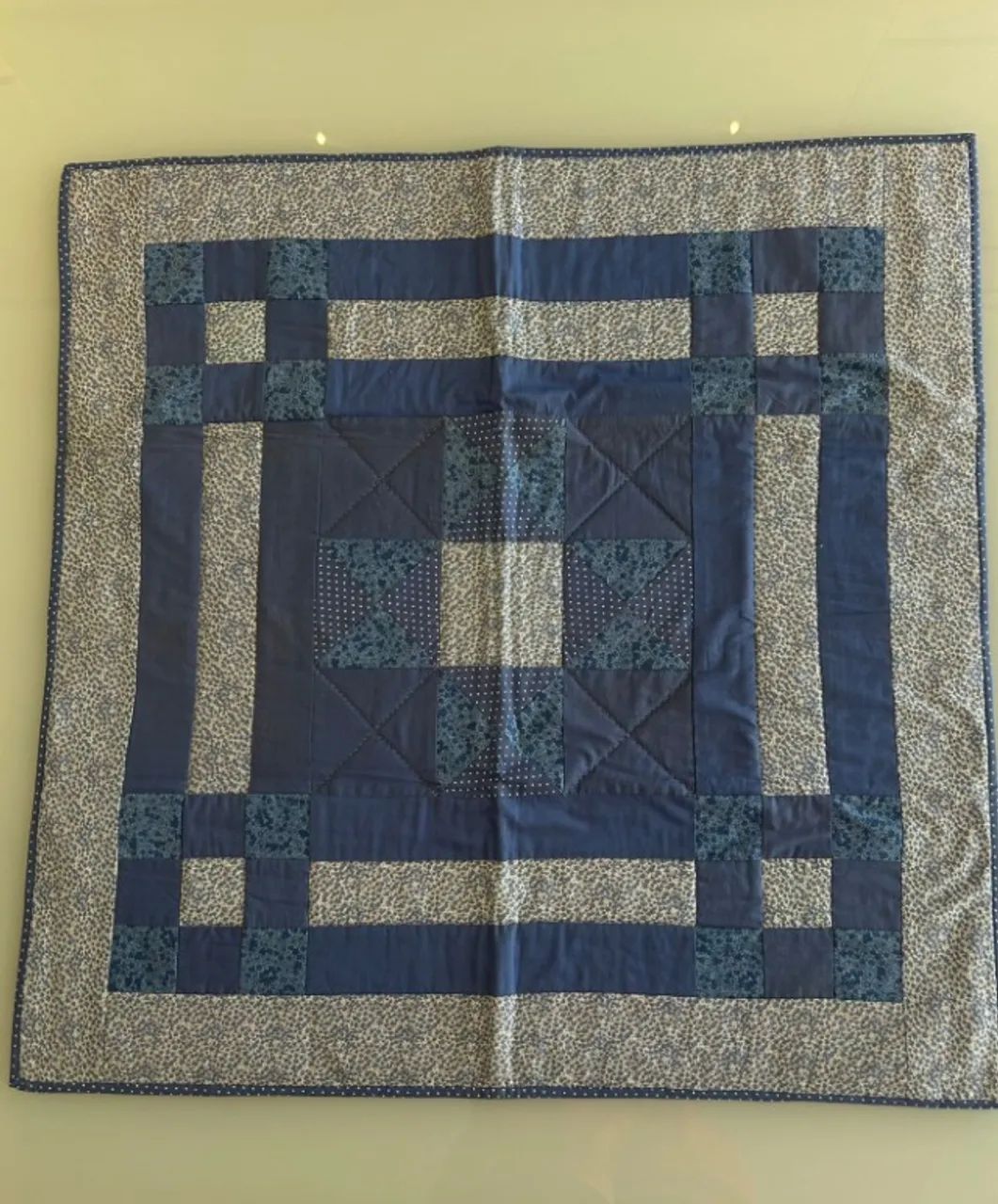 Toalha de mesa (patchwork)