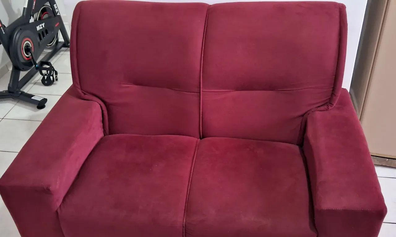 VENDO SOFÁ NOVO POUCO USADO - Foto 3