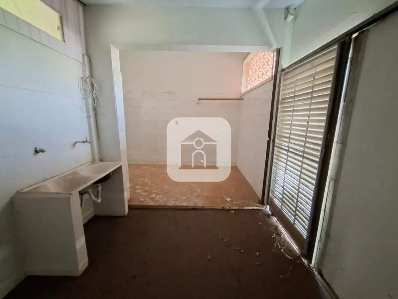 Cômodo Comercial para locação no Bairro Roosevelt - Foto 2