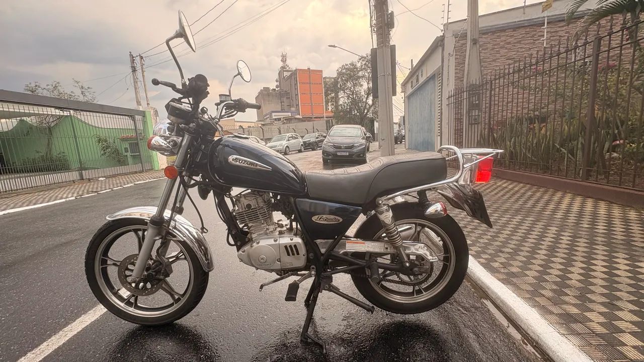 Intruder 125 - 2011  - Foto 2