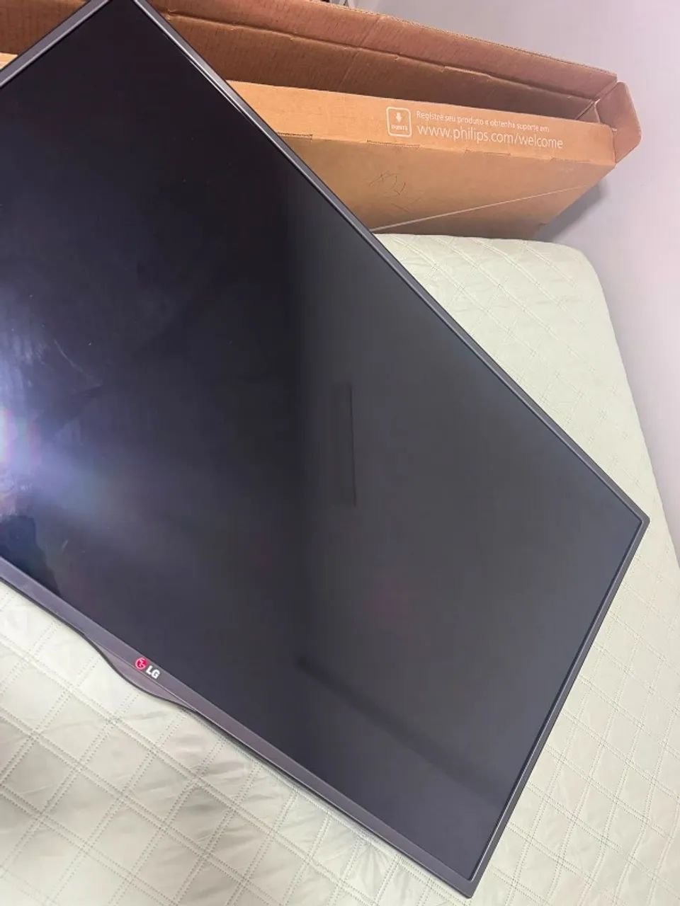 TV LED 42" para Peças - Placa-Mãe Intacta - Foto 3