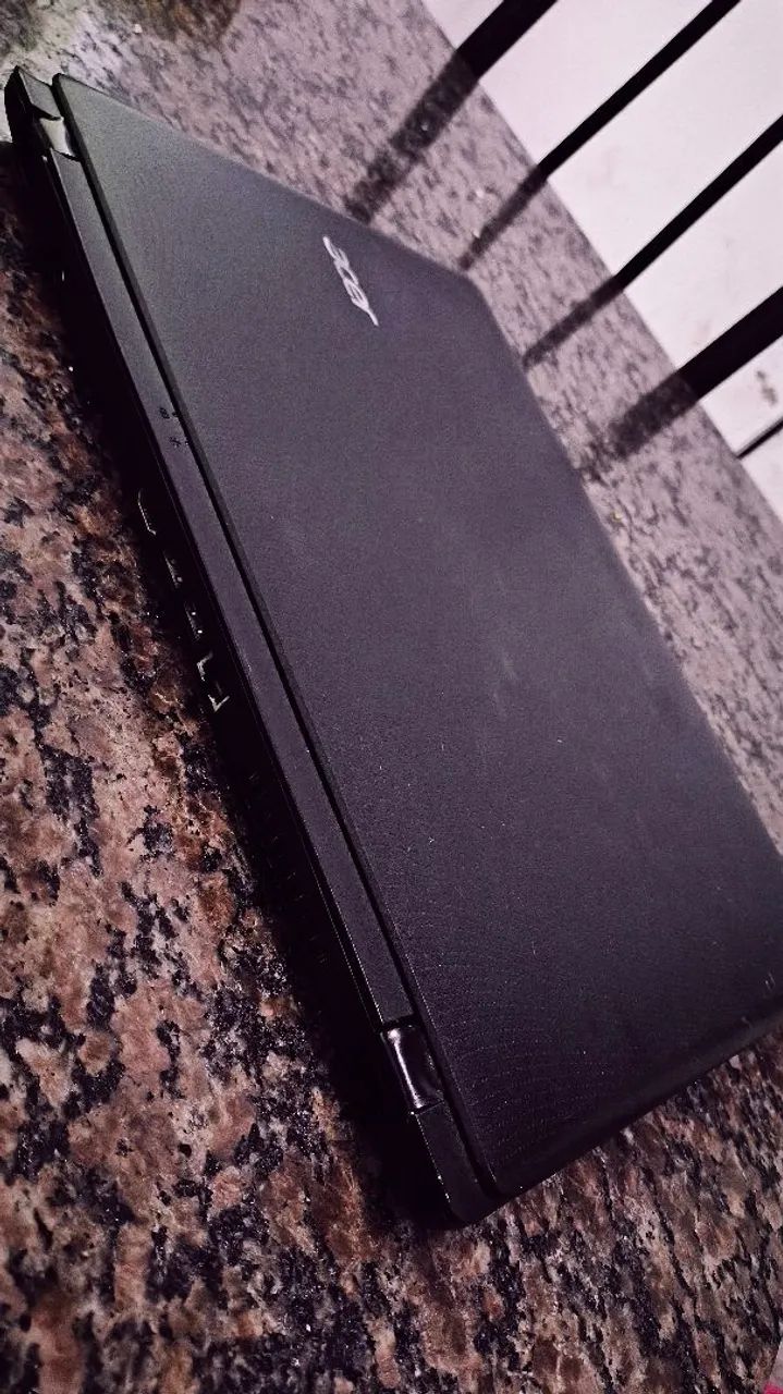 Notebook Acer i3 sétima geração ssd 240gb 8gb ram - Foto 2