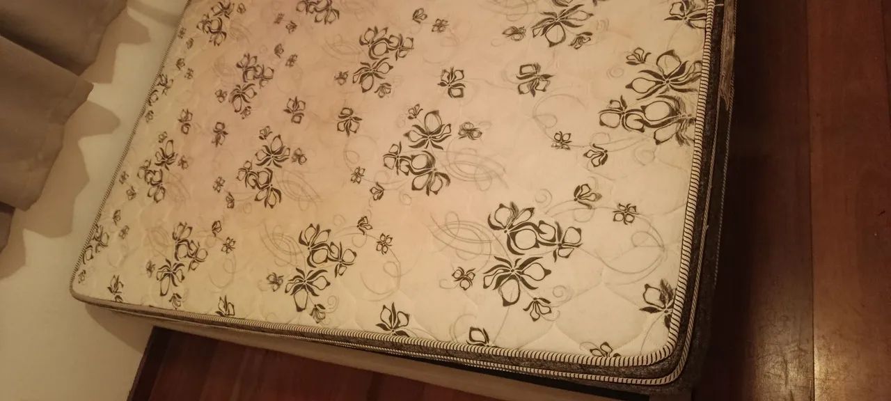 COLCHÃO DE CASAL USADO  - Foto 5