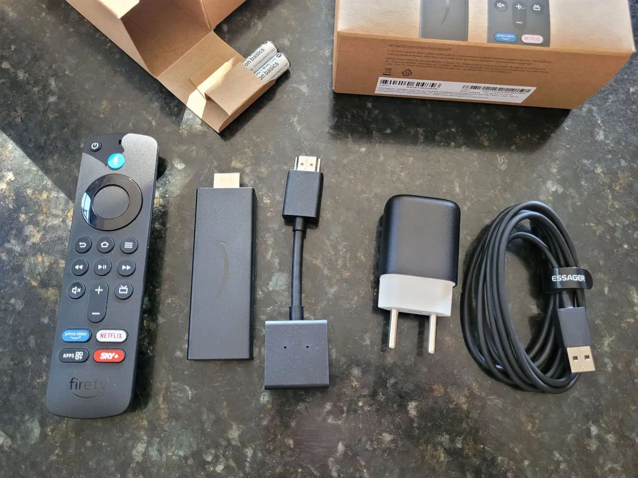 Fire TV Stick HD | Android 8GB | Comando de Voz Alexa | Completo na Caixa - Foto 5