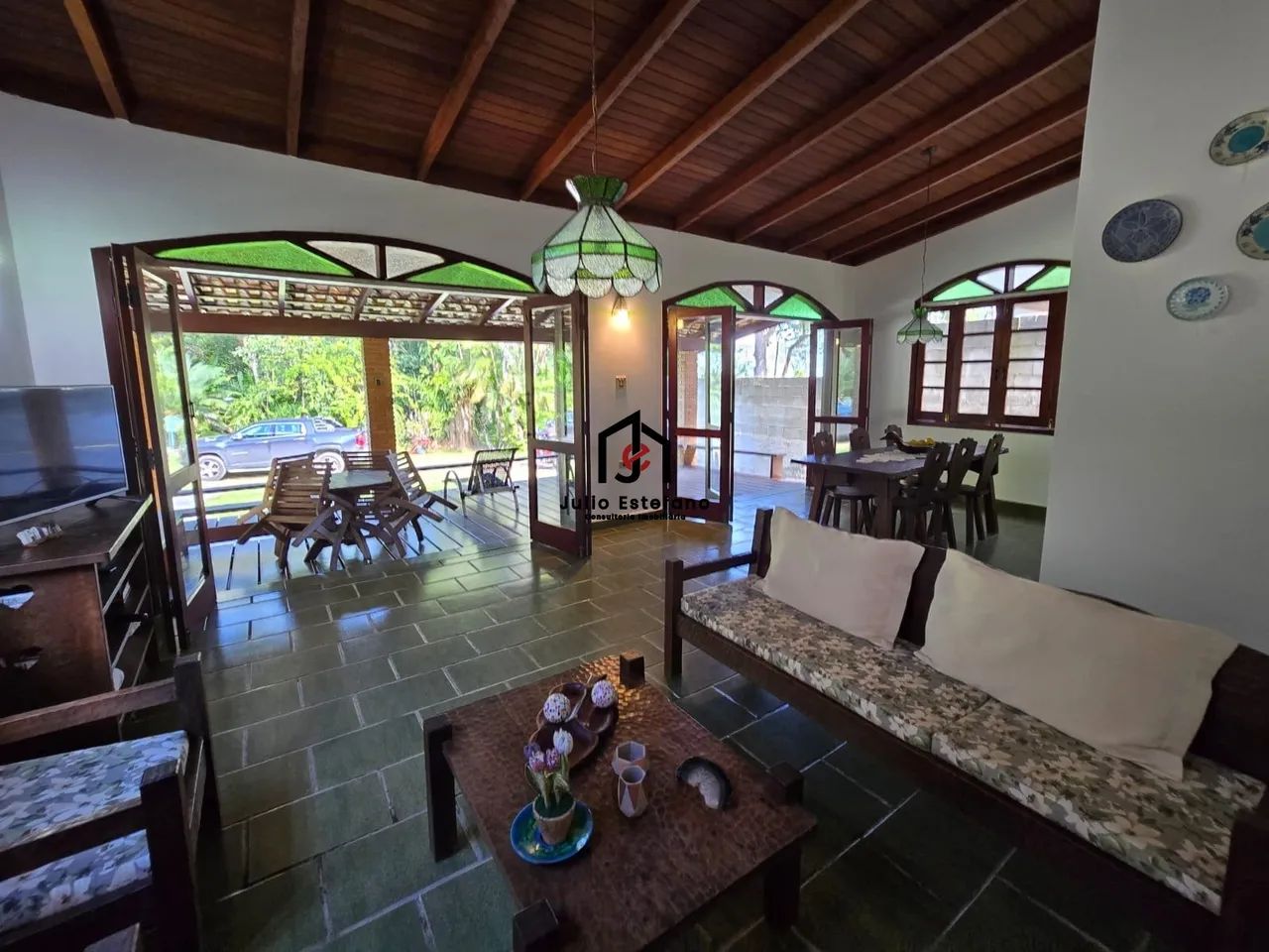 Casa com 3 dormitórios no Lázaro em Ubatuba