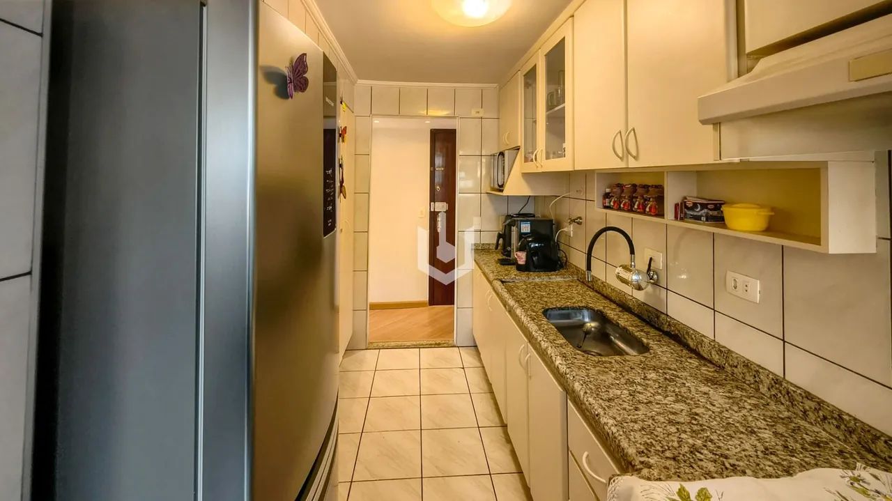 Apartamento com 3 Quartos para Alugar na Vila Sofia, com Closet - Foto 4