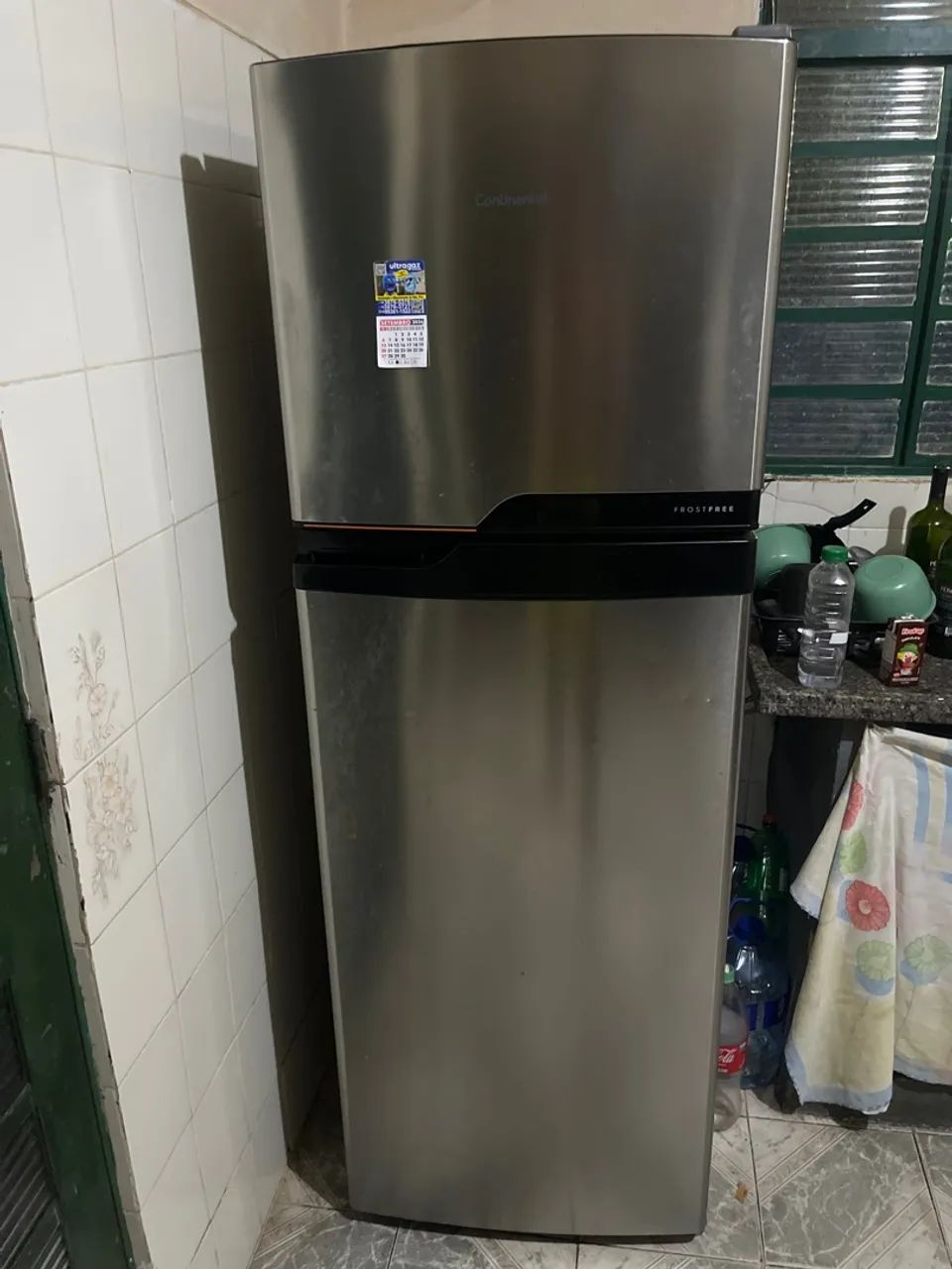 Geladeira continental 