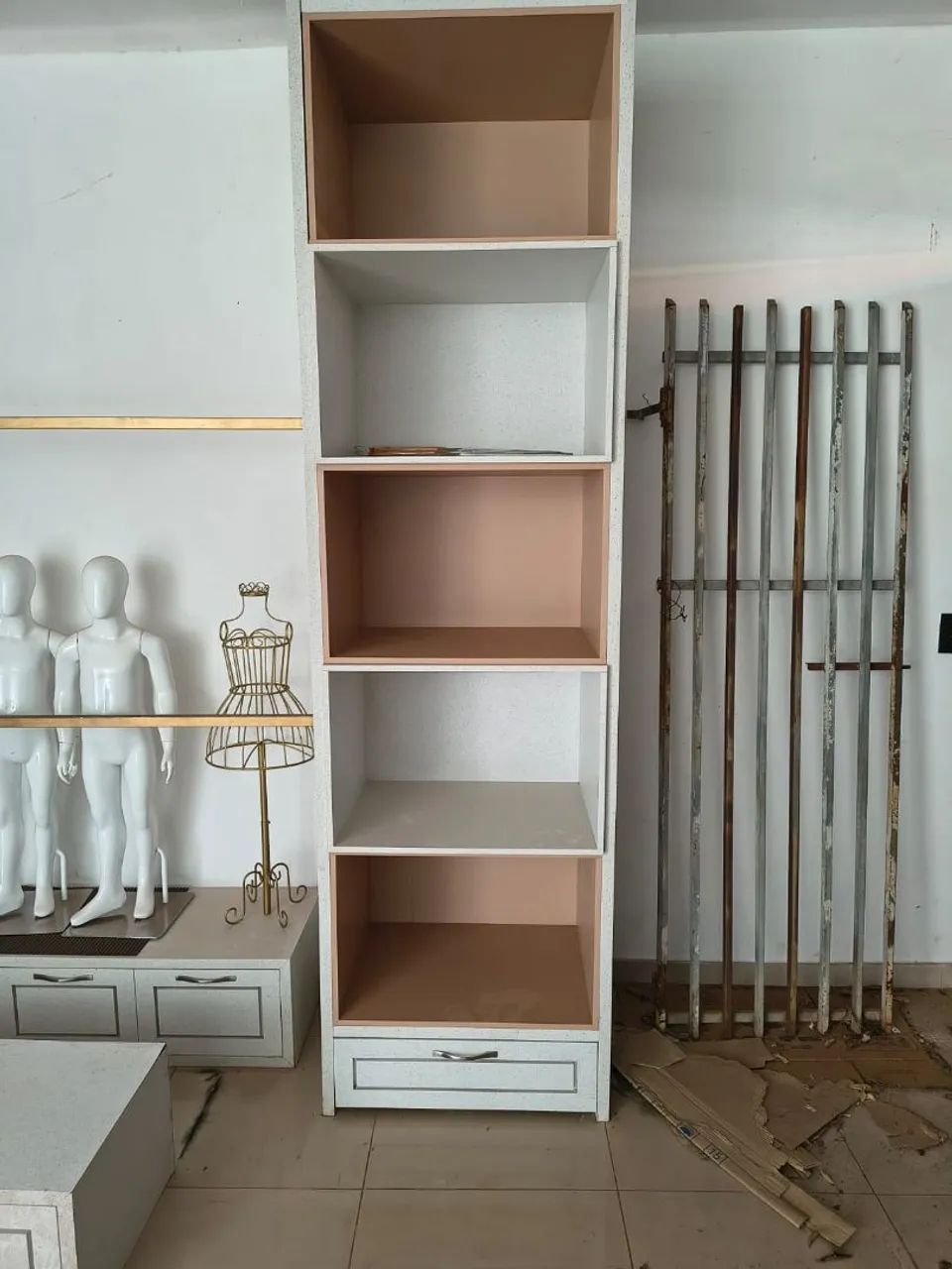 Vende-se loja completa tudo em MDF  - Foto 3
