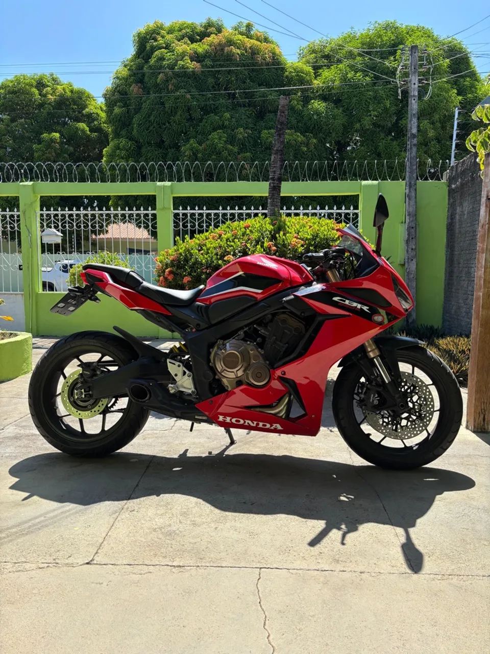 Honda CBR 650 R 2022/23 Vermelha
