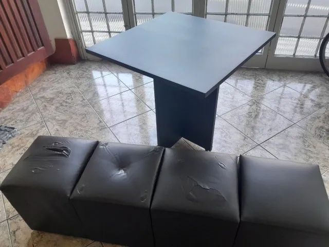 Mesa Quadrada com 4 Puffs - Preta - Foto 4
