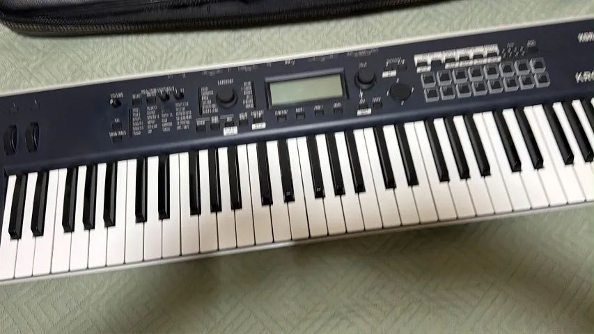 KORG KROSS 2 - Foto 4