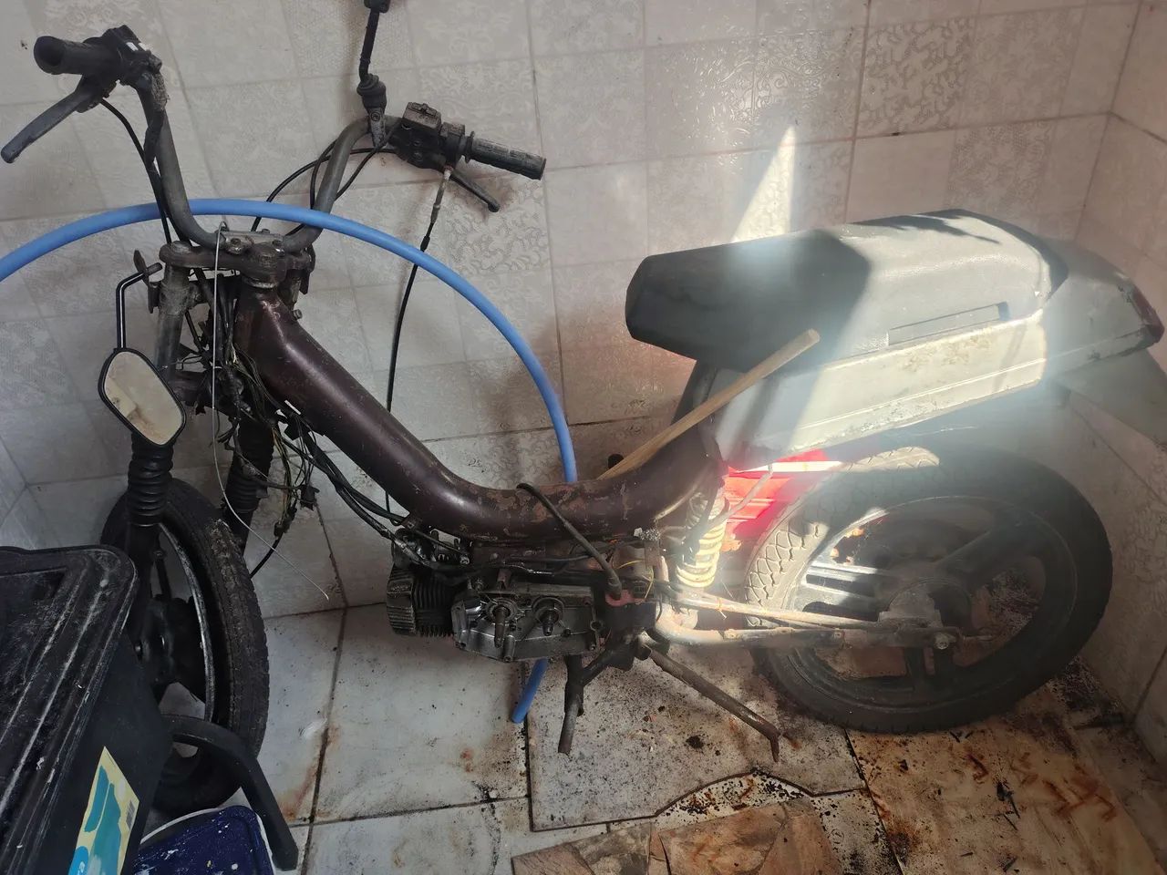 Carcaça da Mobilete Caloi