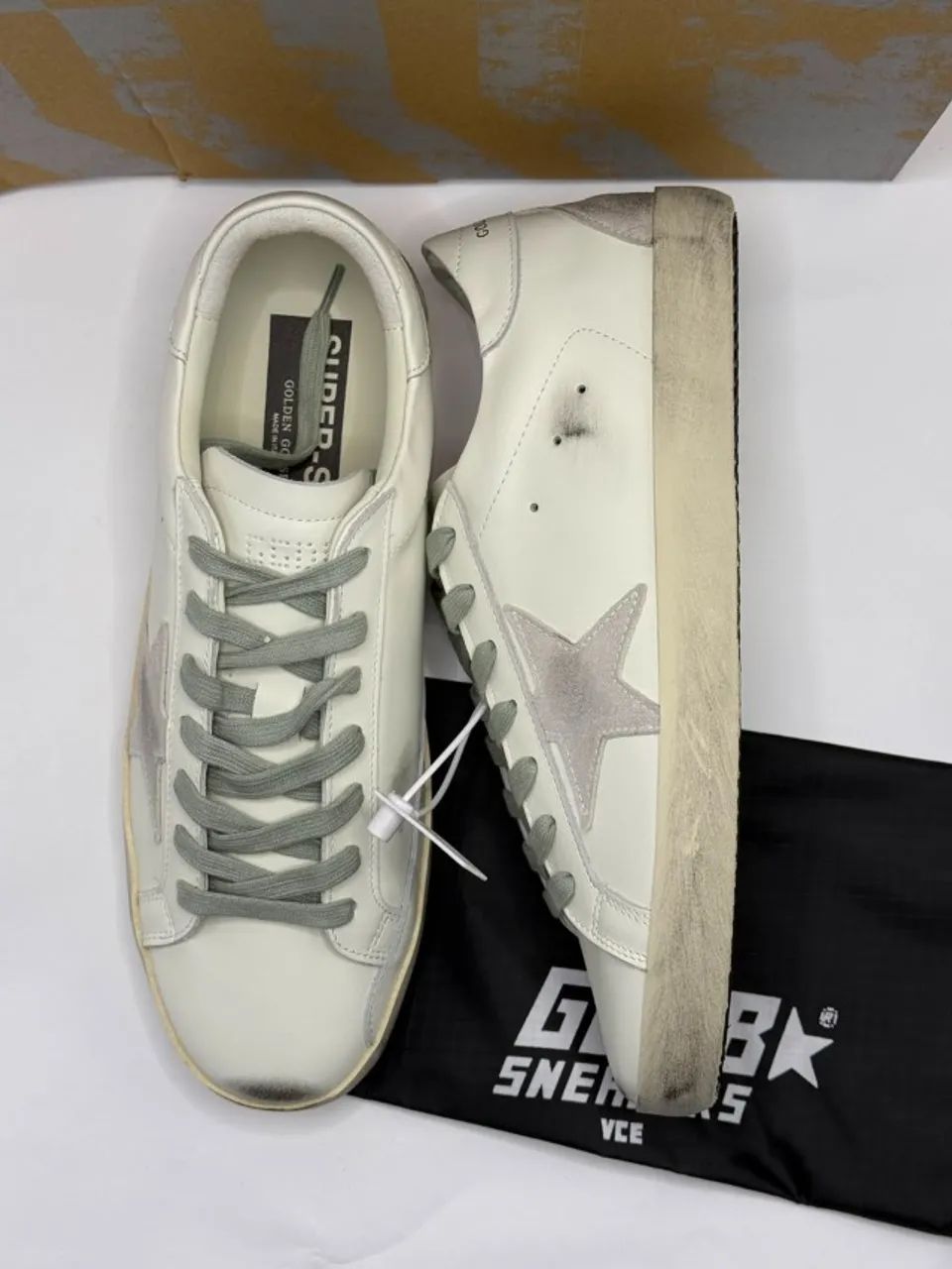 Tenis Golden Goose superstar branco tam 40 - Foto 5