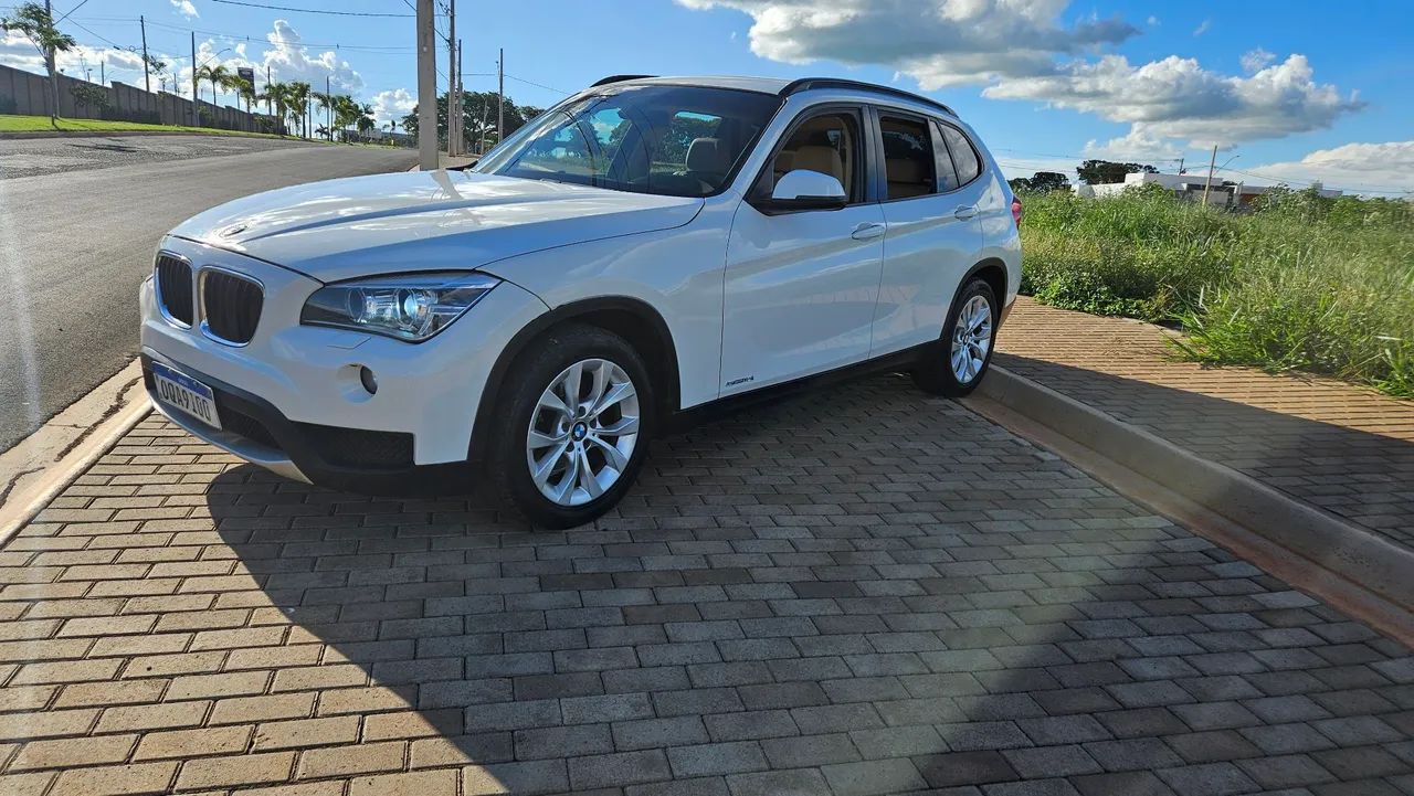 BMW X1 Sdrive 18I 2.0 16V 4X2 Aut. 2013