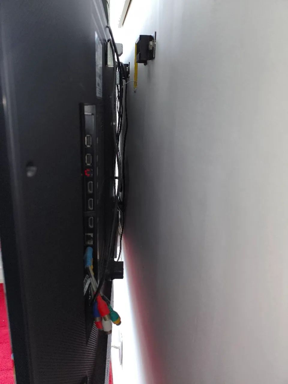 Vendo Smart TV Samsung 4K de 50 polegadas, modelo UN50MU6100G para retirar peças  - Foto 3