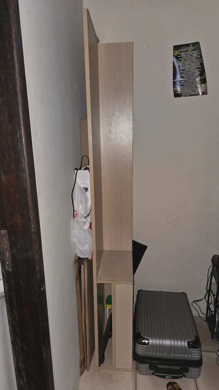 Guarda roupa + escrivaninha com gaveta - Foto 4