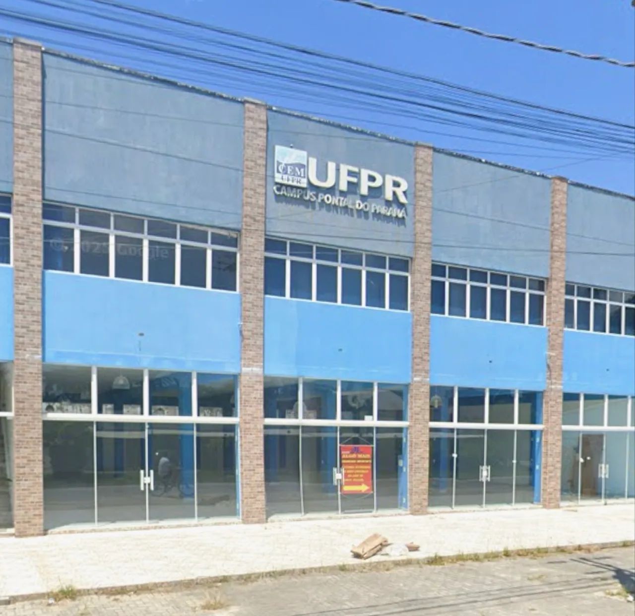 Alugo espaço em pontal do sul 