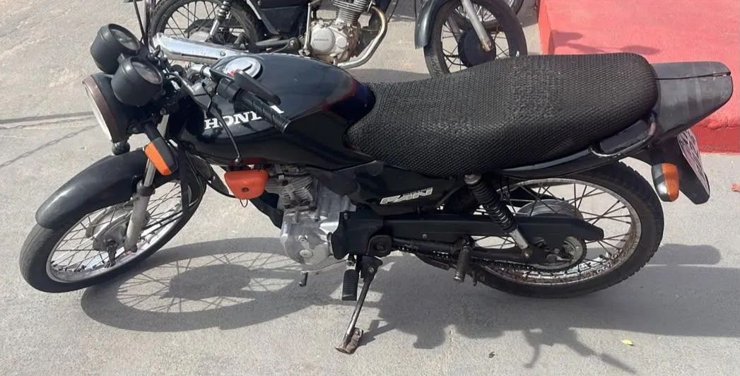 Vende-se moto Honda - Foto 3
