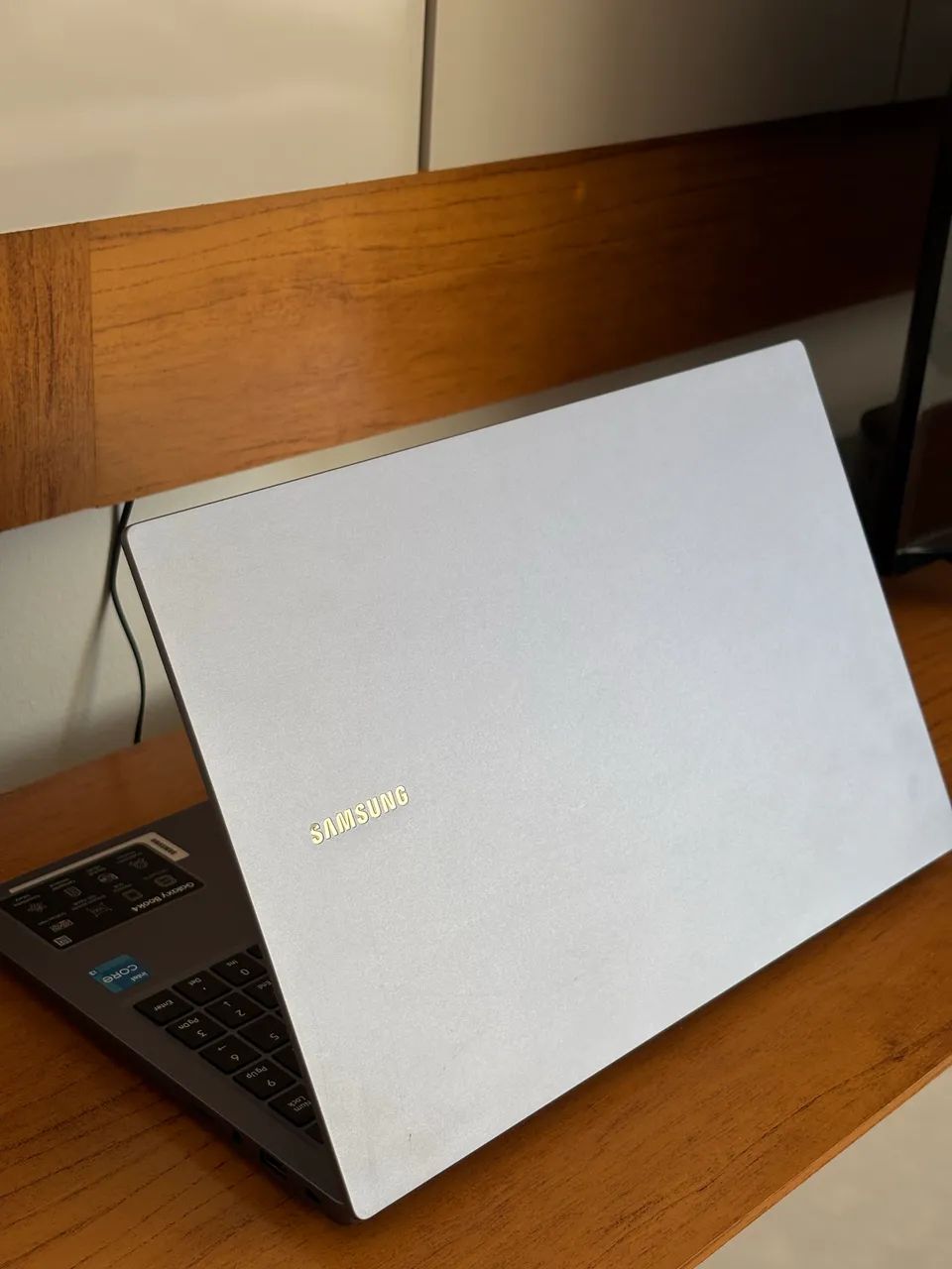 GALAXY BOOK 4