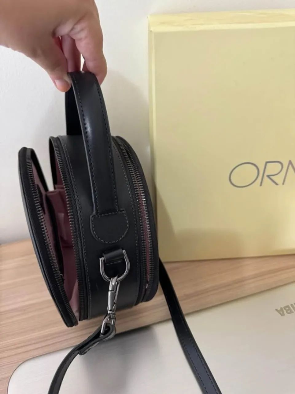 Bolsa preta Tarumã 2.0 marca Orna - Foto 4