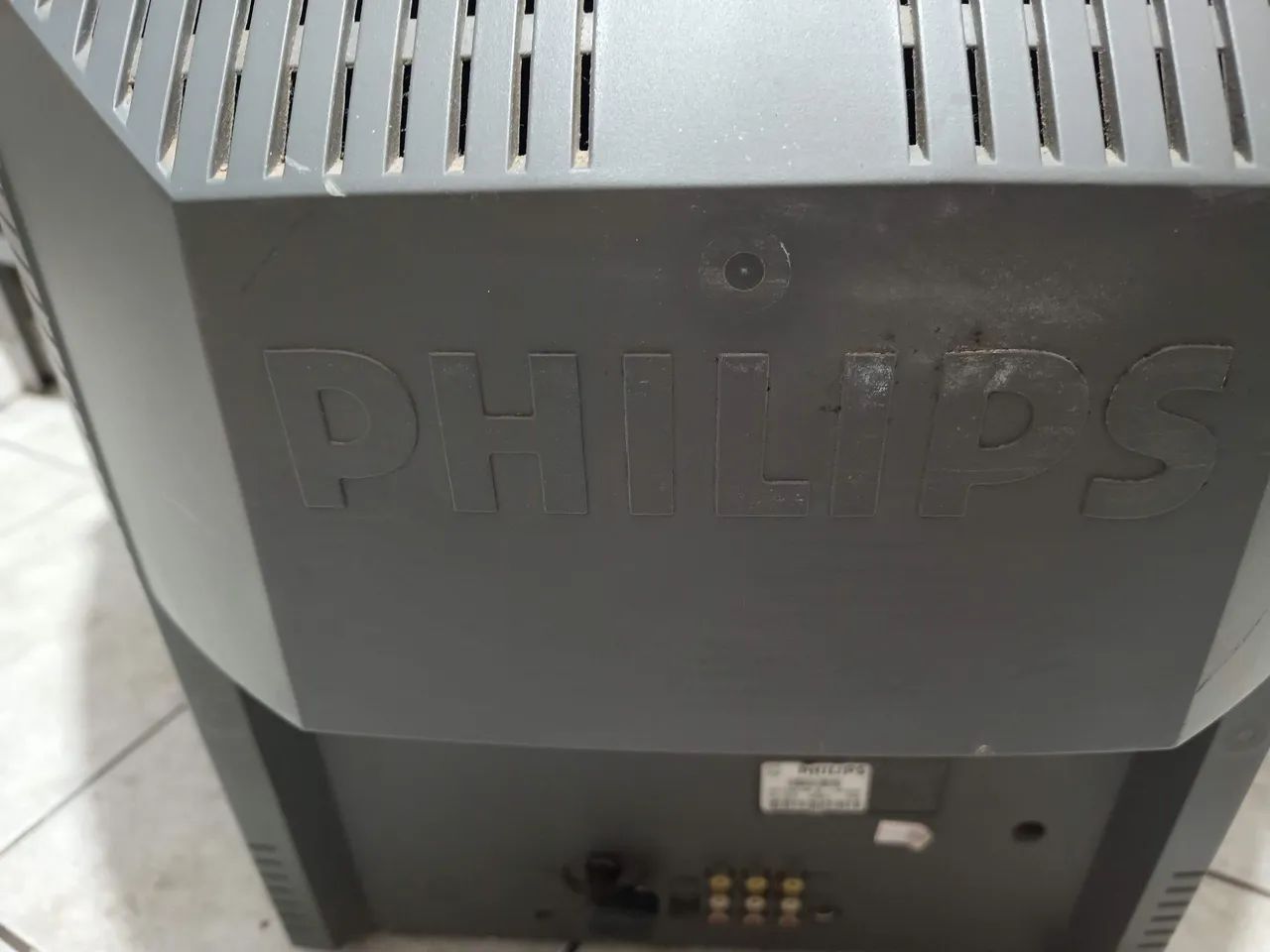 Vendo televisão de 29 polegadas da marca Philips. - Foto 4