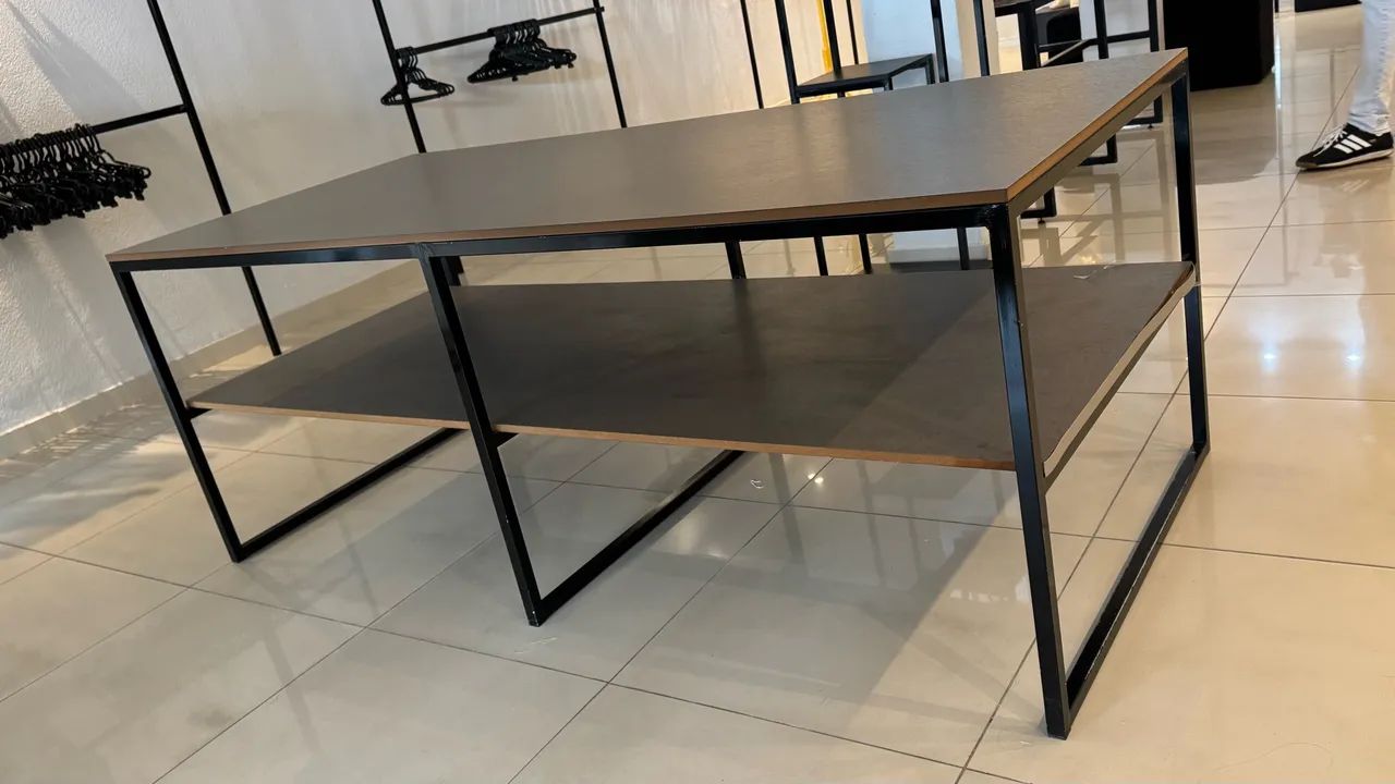 Mesa de loja 
