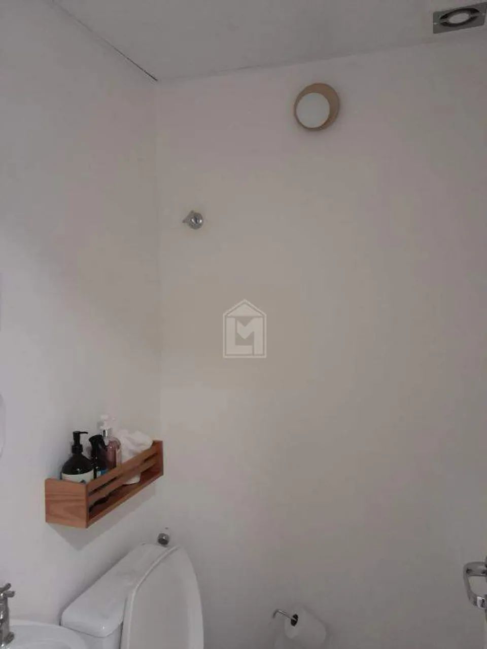 Sala Comercial na Enseada do Suá | 40m² | 1 Vaga | Recepção e Armários - Foto 5