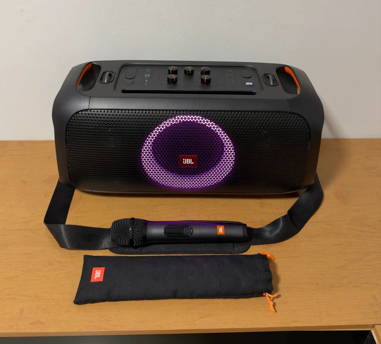 Caixa de Som JBL + Microfone - Foto 2