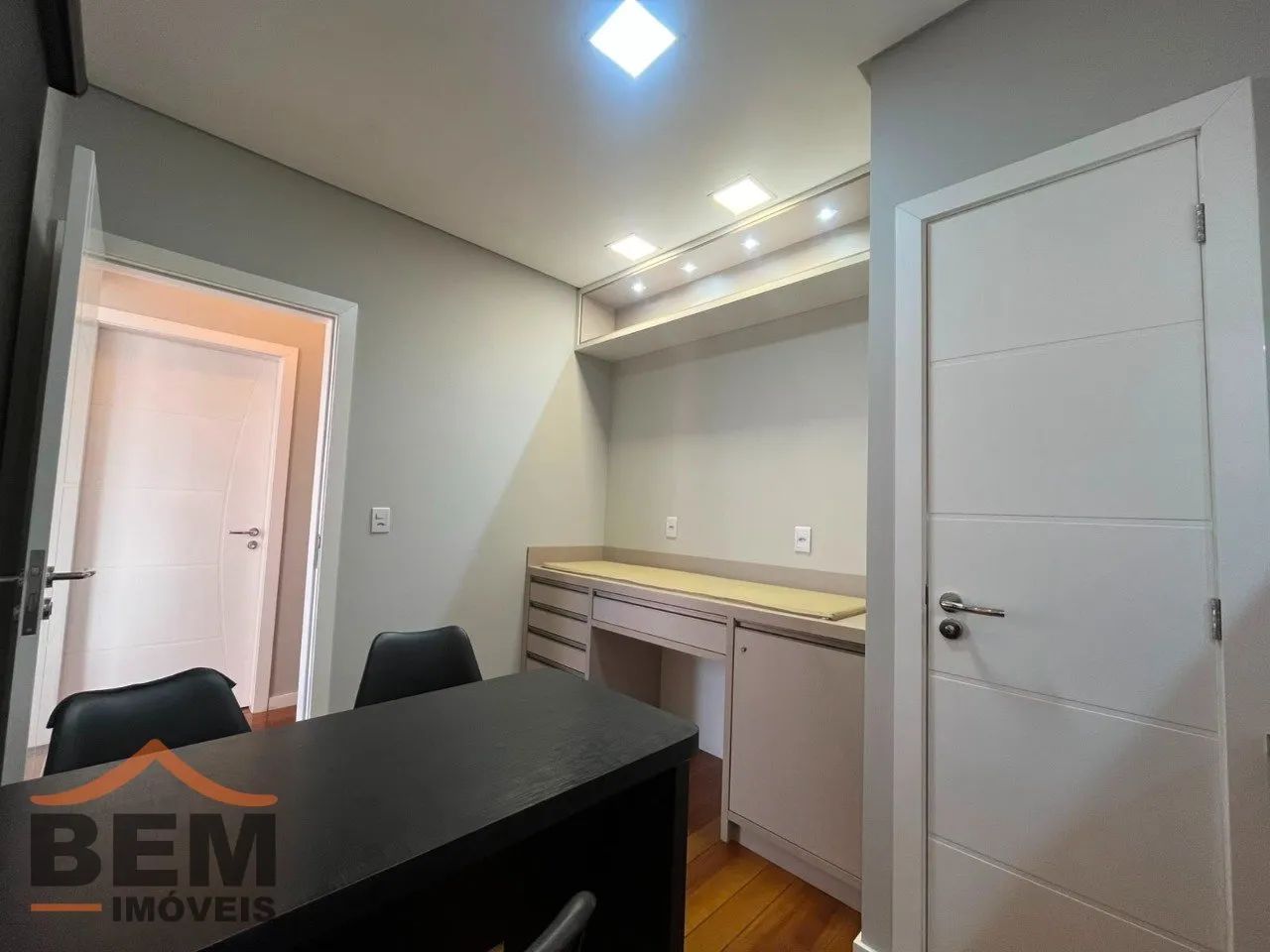 Sala Comercial para aluguel no Centro de Itajaí - Foto 4