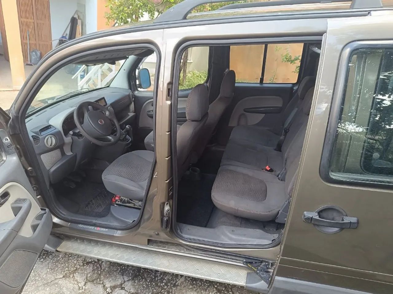 Fiat Doblo Adv. Xingu Locker 1.8 Flex 16V 5P 2013 - Foto 10