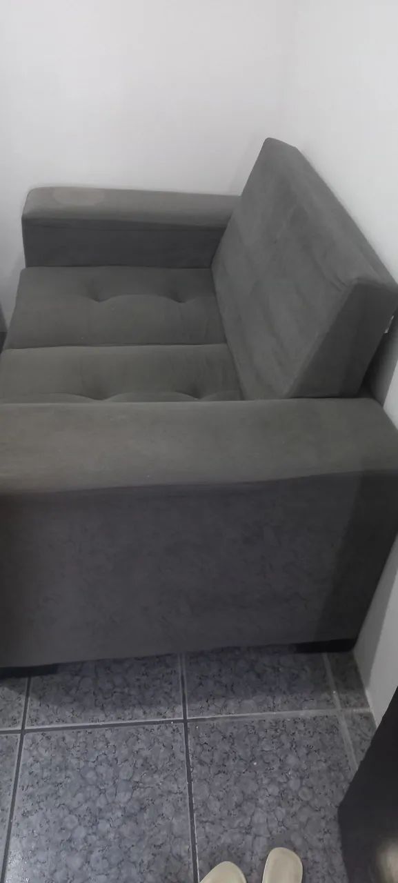 Sofá de 2 lugares retrátil usado