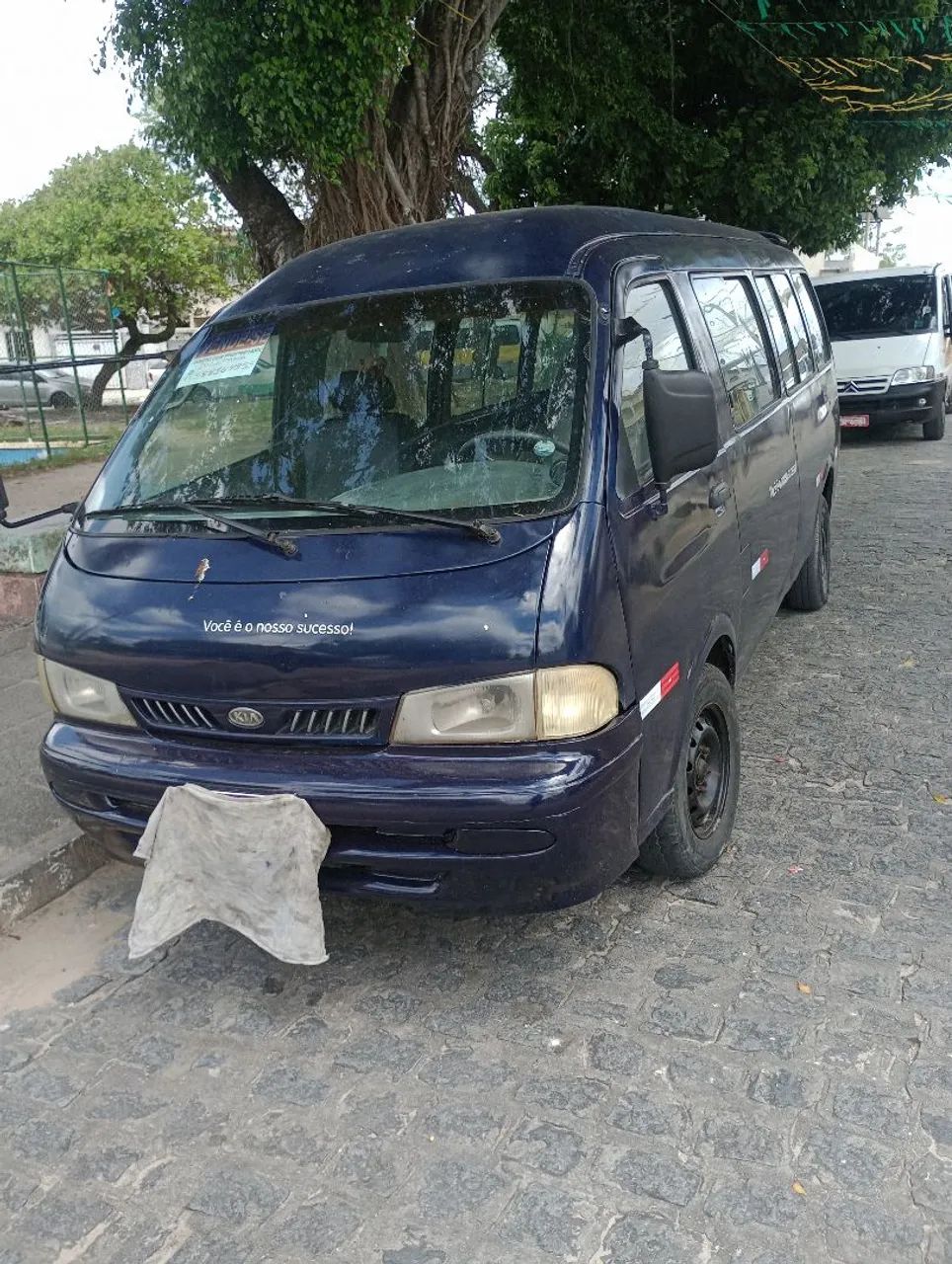 Kia Motors Besta GS Grand 3.0 8V 16L Diesel 2001