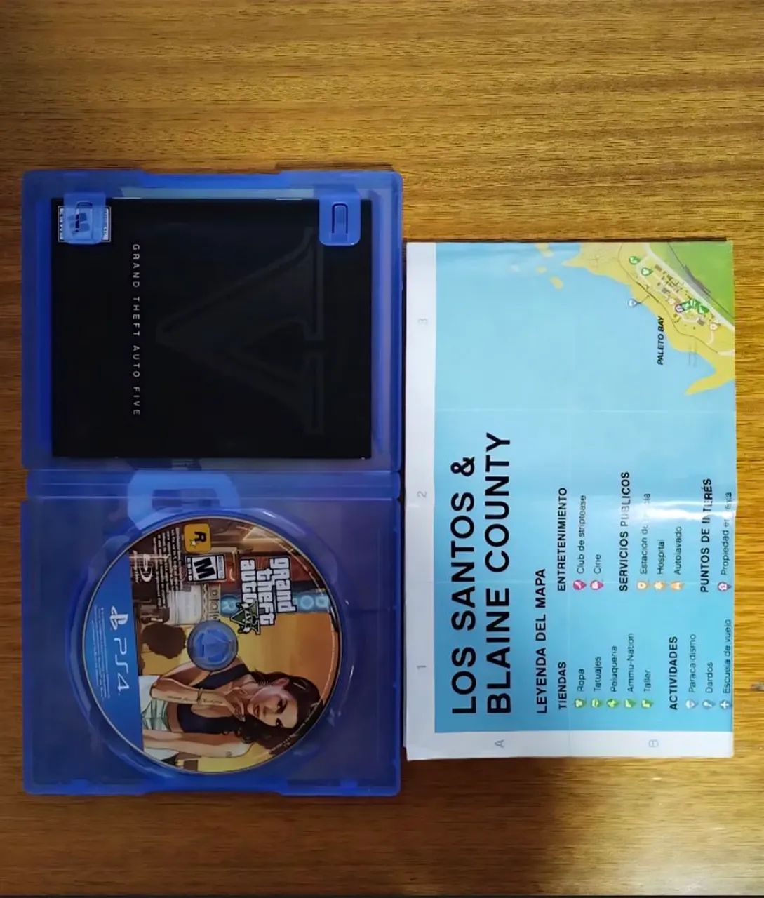 GTA V PS4 Versão premium com mapa e manual 