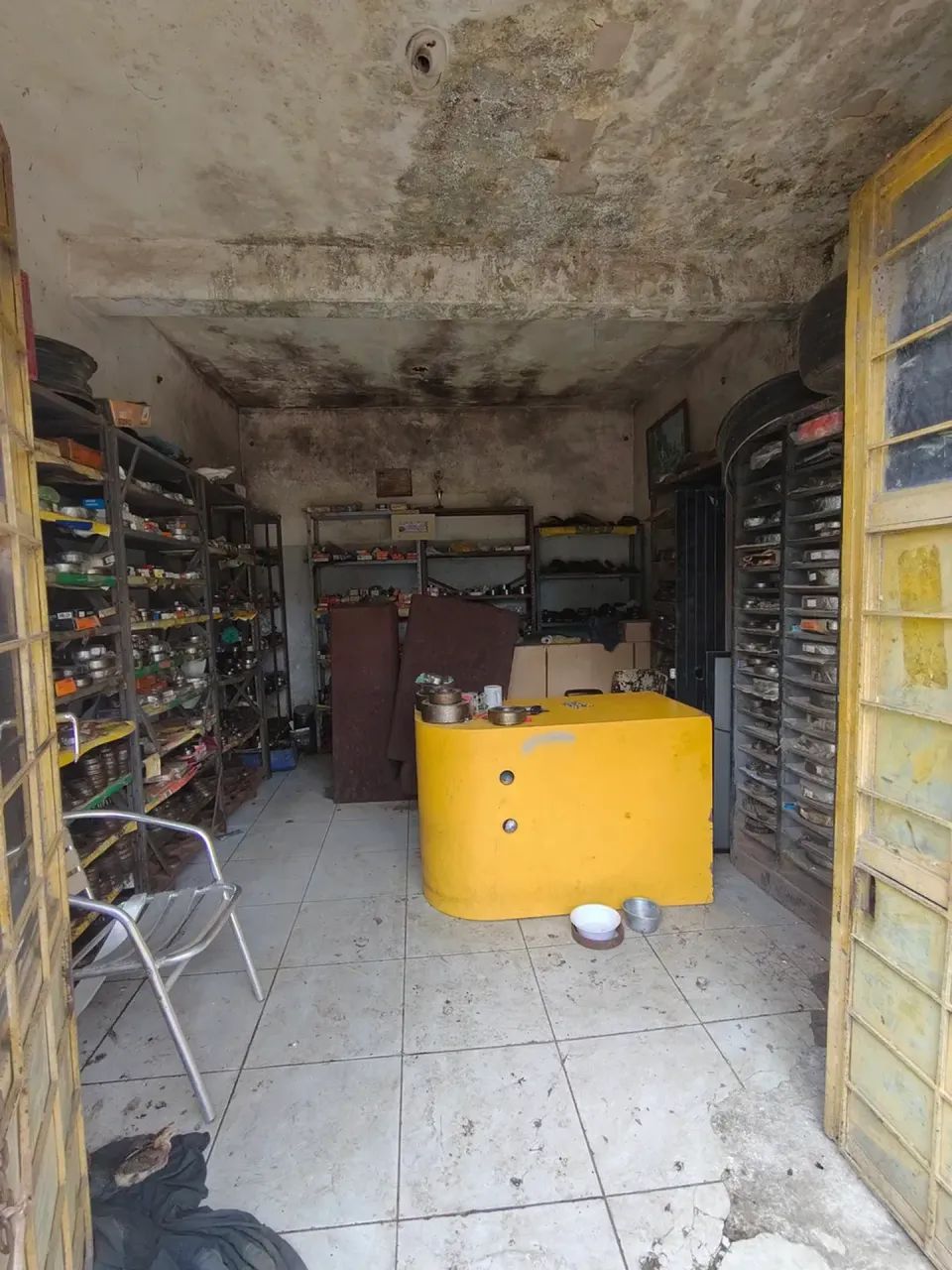 Vendo Prédio Comercial no Tabuleiro em frente ao D. E R - Foto 4