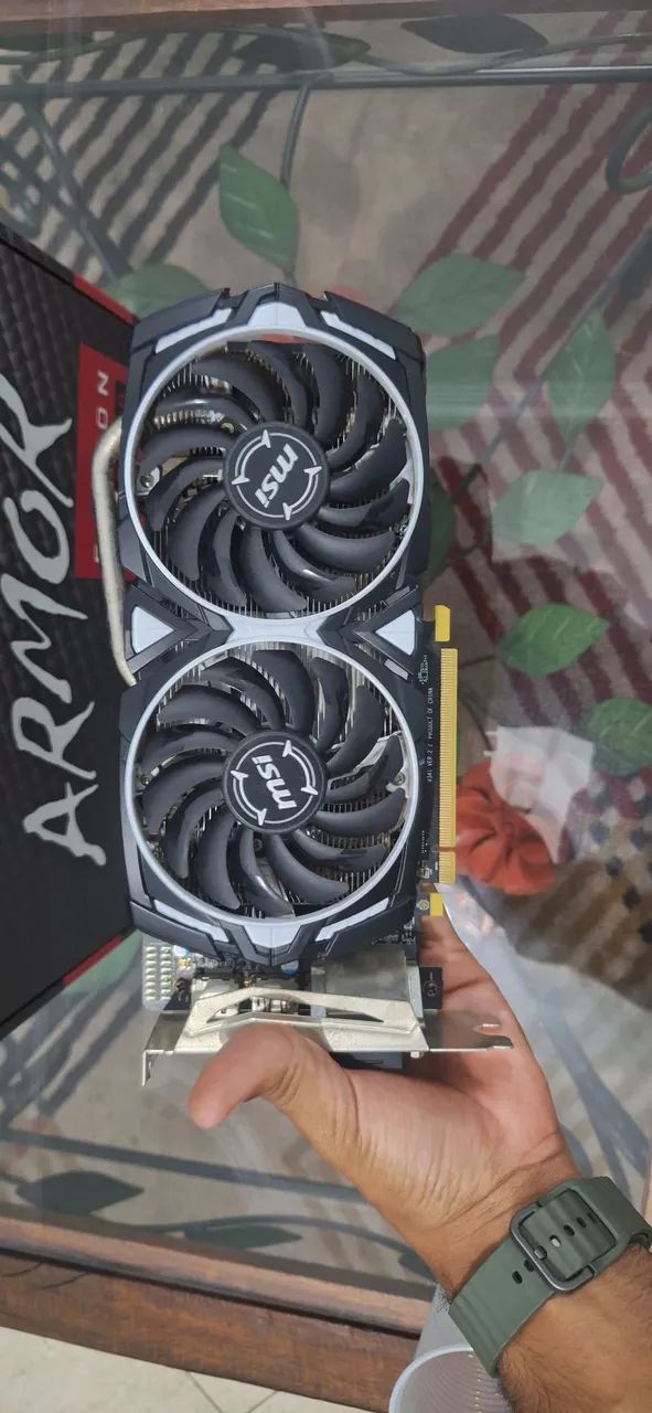 RX 570 Armor OC 8GB MSI - Used482681701563770885