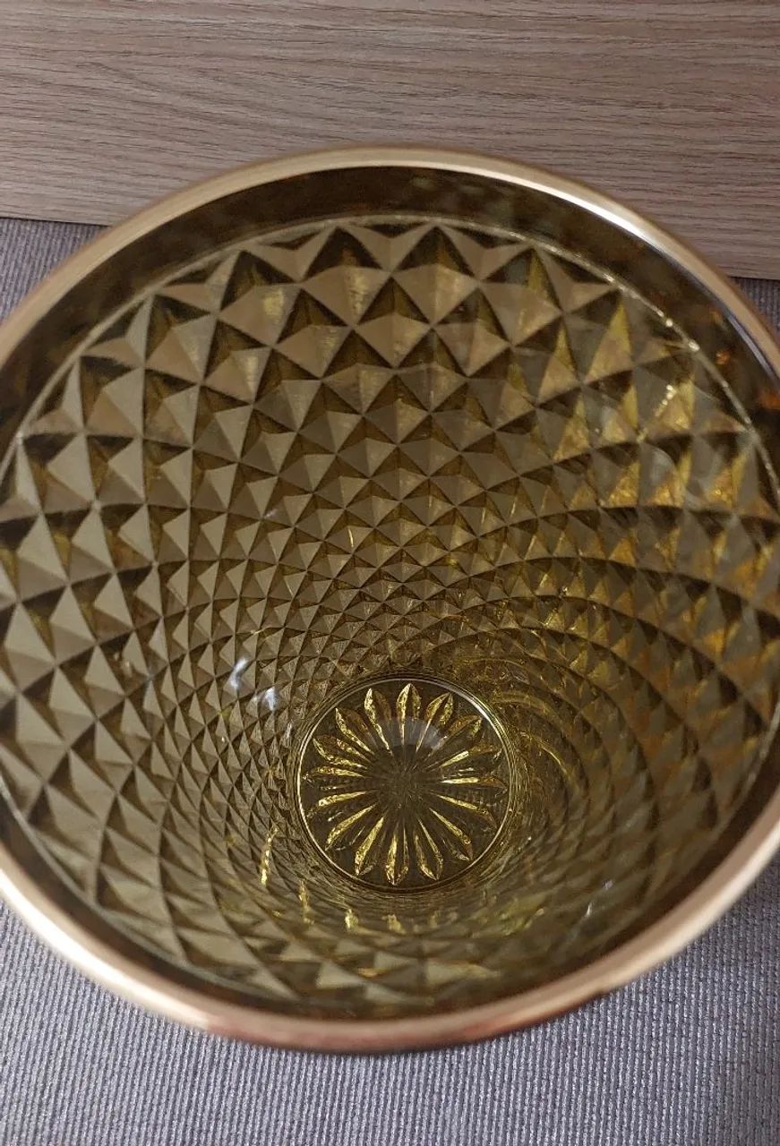 Lindo vaso bico de jaca com filete dourado  - Foto 5