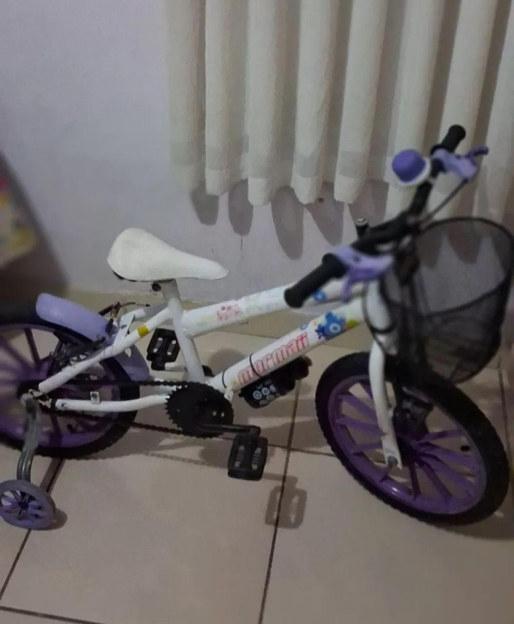 BICICLETA INFANTIL ARO 16 SEMI NOVA - Foto 4