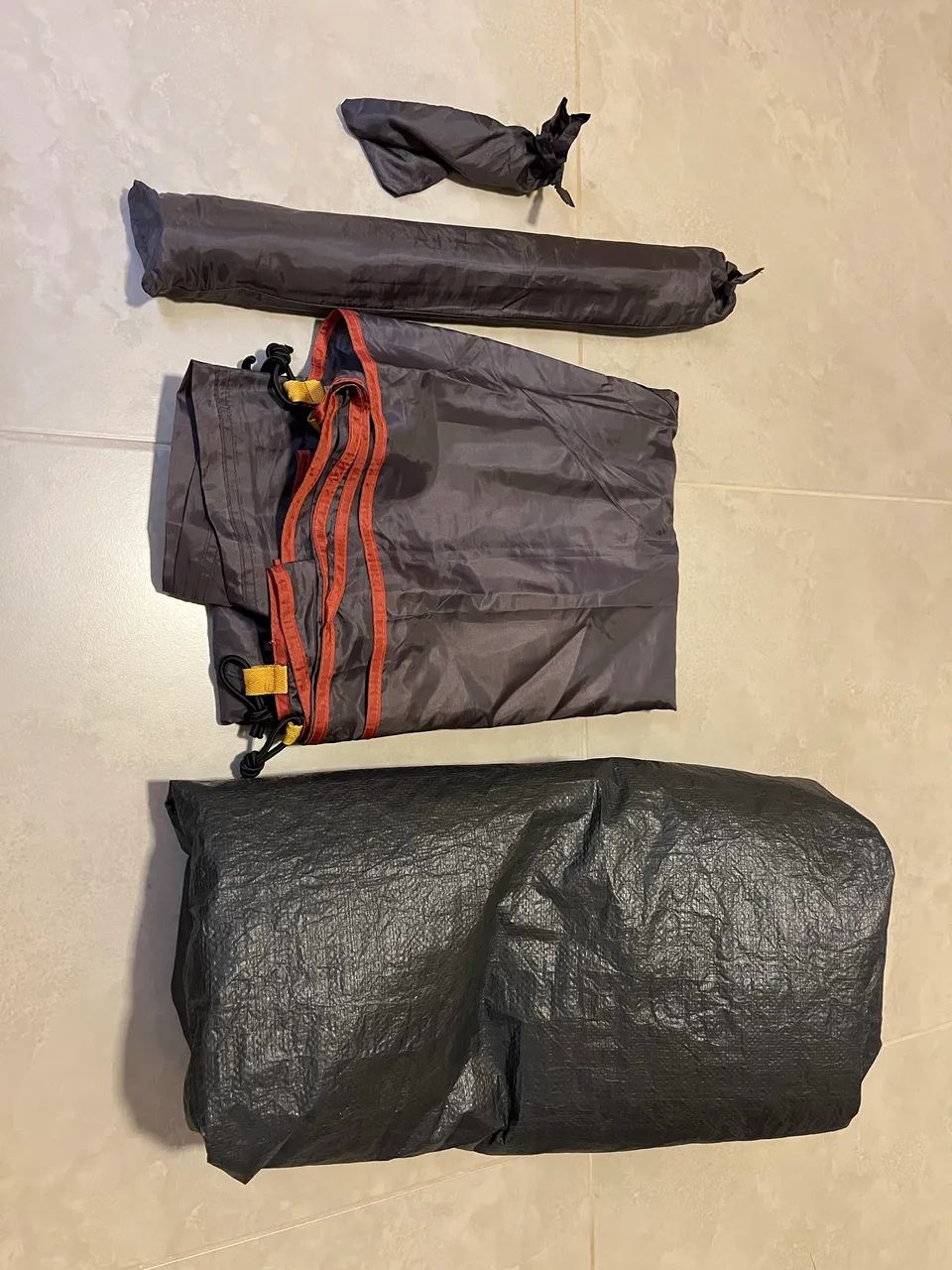 Barraca de camping Coleman Lx3 para 3 pessoas e quase sem uso - Foto 6