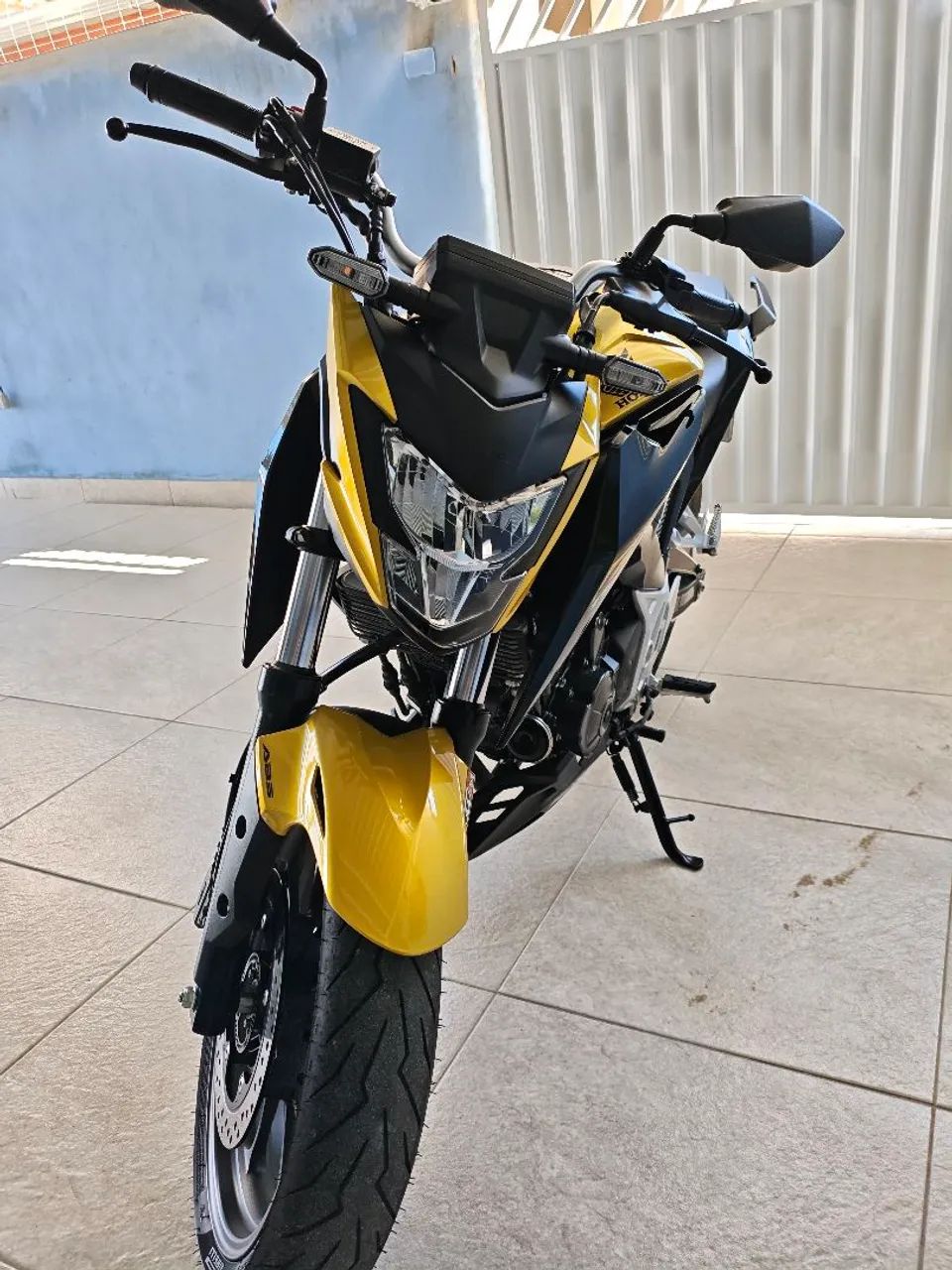 CB 300F ABS 2024 - Foto 4