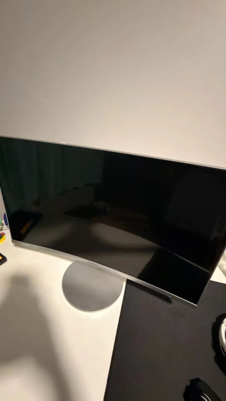 Monitor Samsung C27F591FDL curvo de 27 polegadas FULL HD - Foto 2