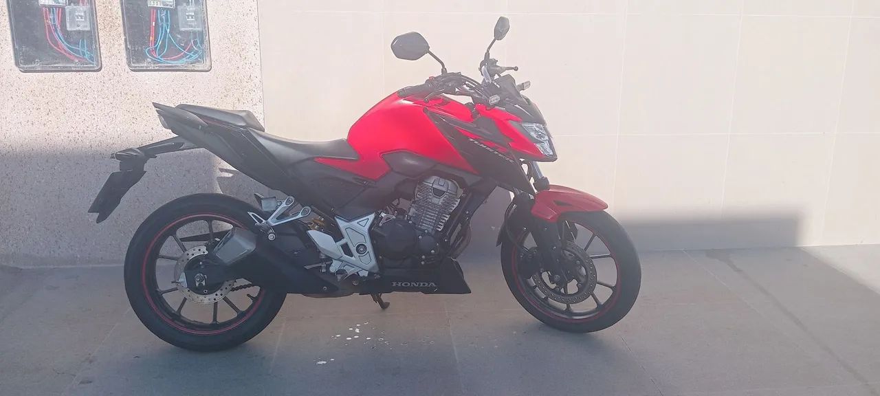 Moto muito nova 