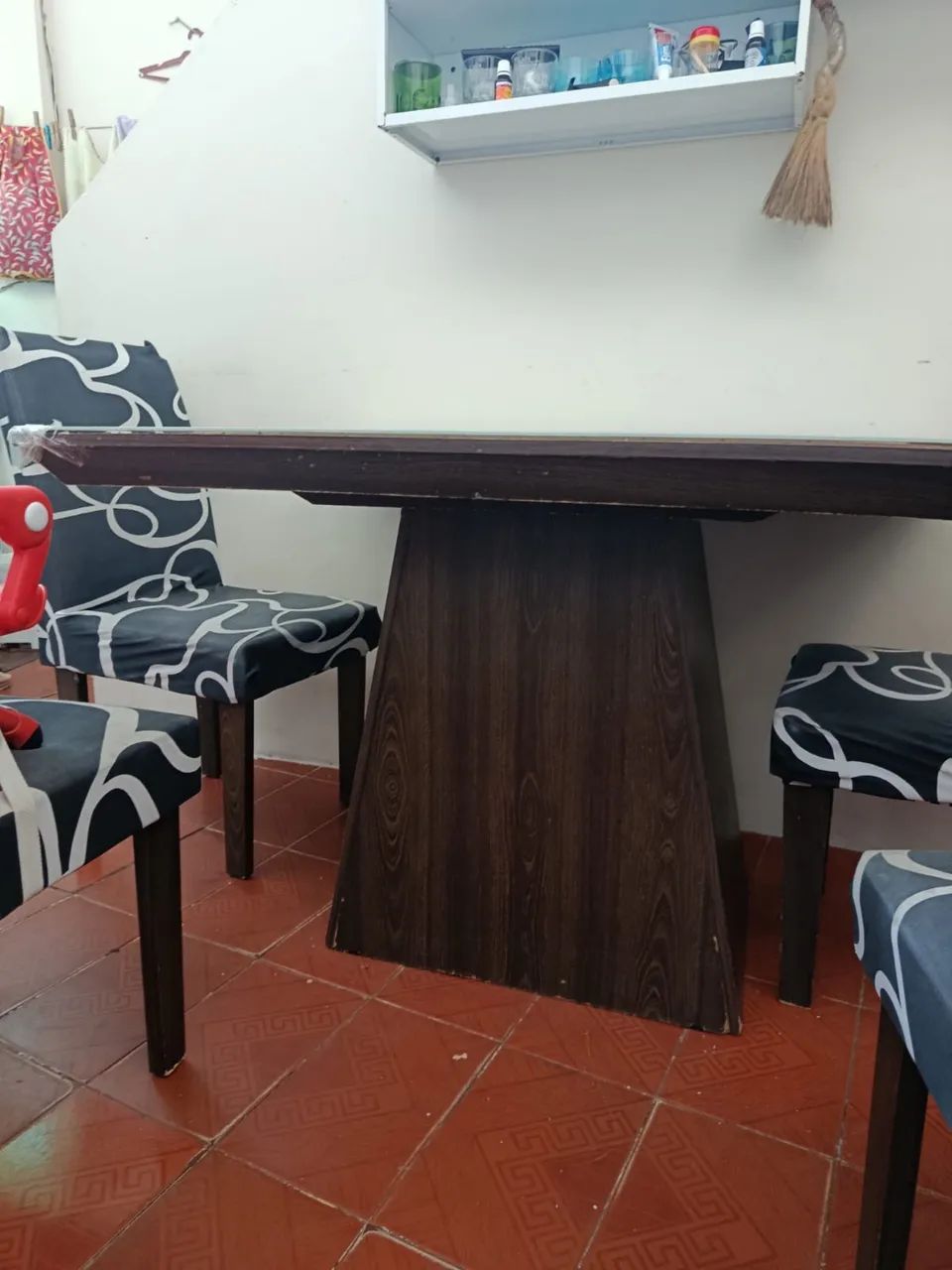 Mesa com 4 cadeiras  - Foto 3