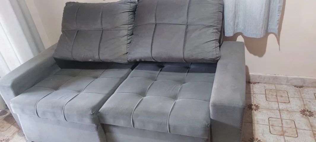 Vende-se sofá retrátil de dois lugares - Foto 4