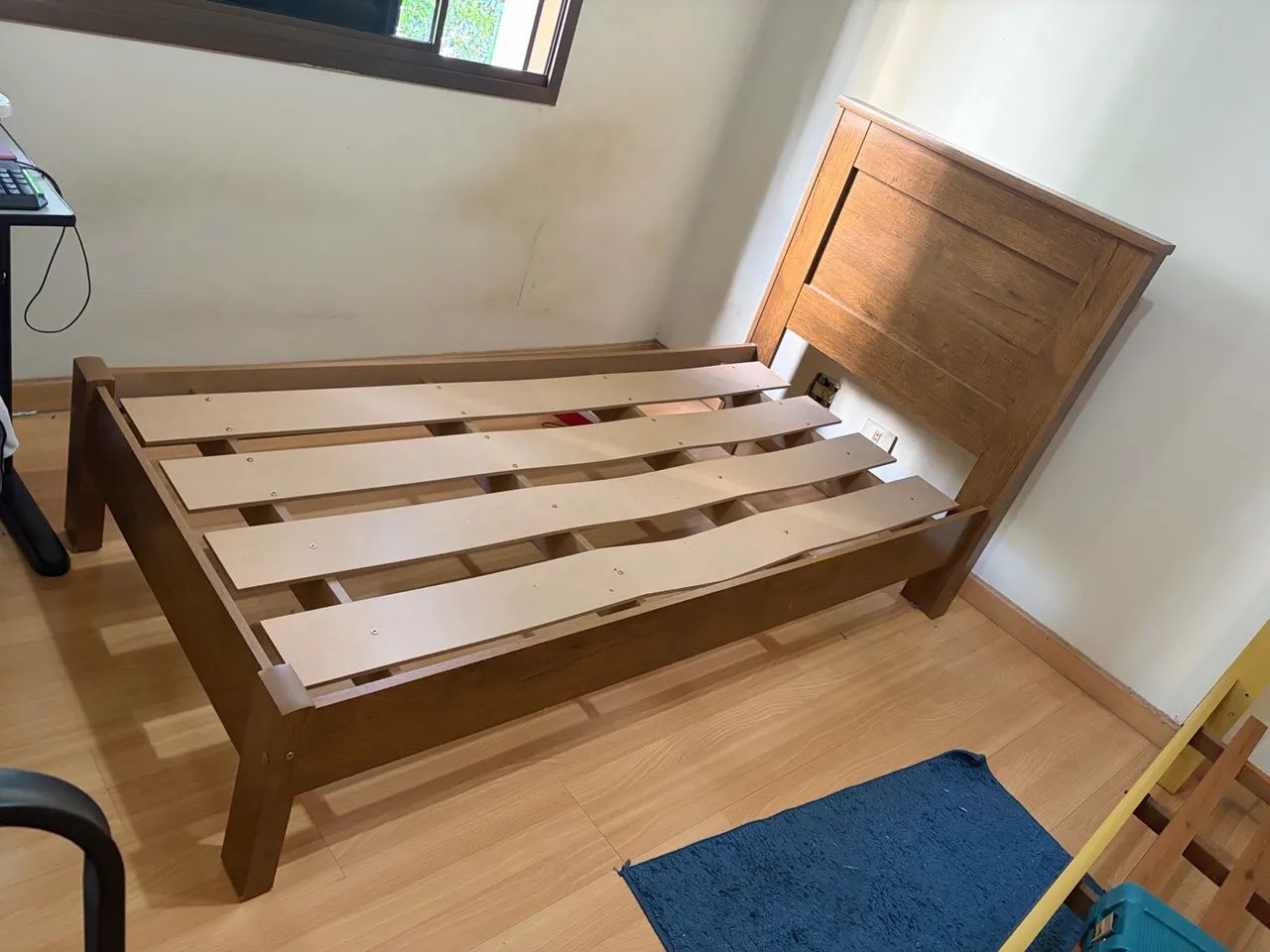 Cama de solteiro 88x188cm