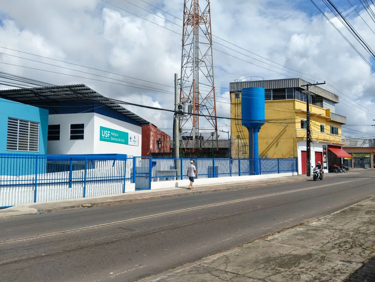 IMÓVEL 3 PISOS-LADO UBS - Foto 5