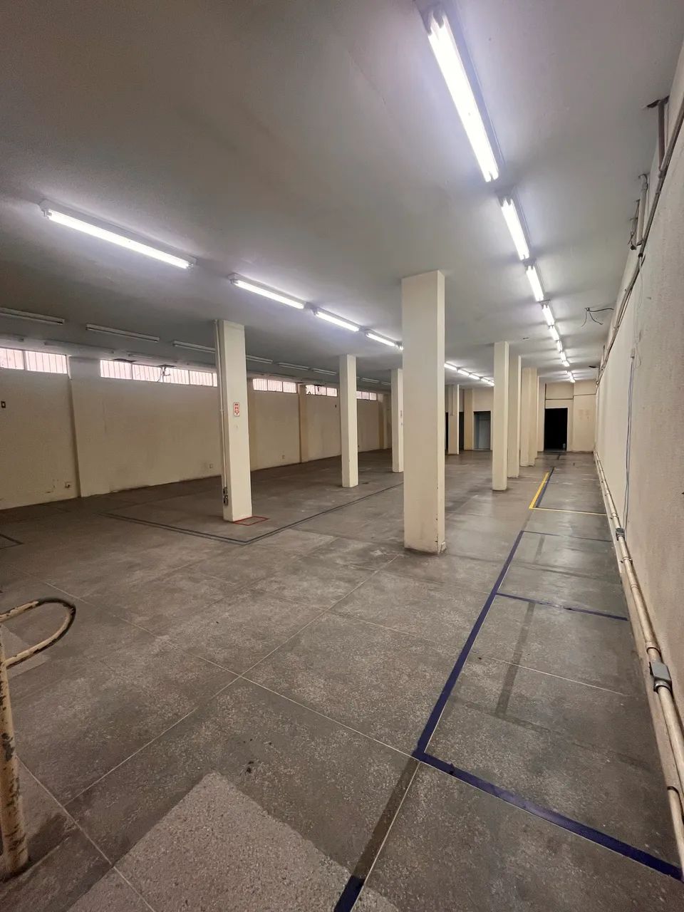 Alugo Lojão Itapoan  - Foto 4