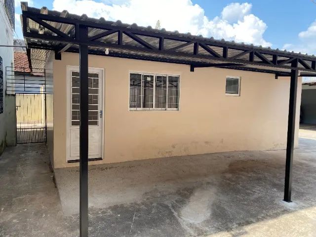 Alugo Casa de Fundos no Centro de Paranavaí-PR - Foto 2