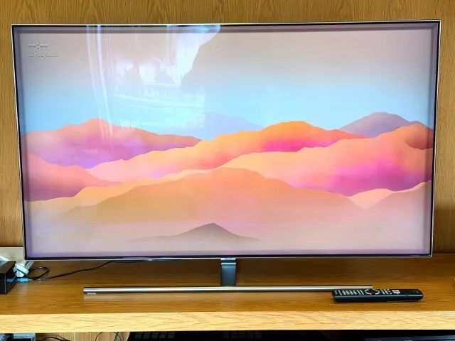 Smart TV Samsung QLED 55 polegadas 4K Q7FN com controle e base - Foto 2
