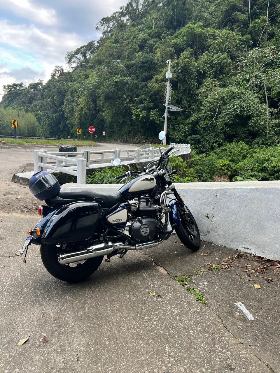 Super meteor 650 blue